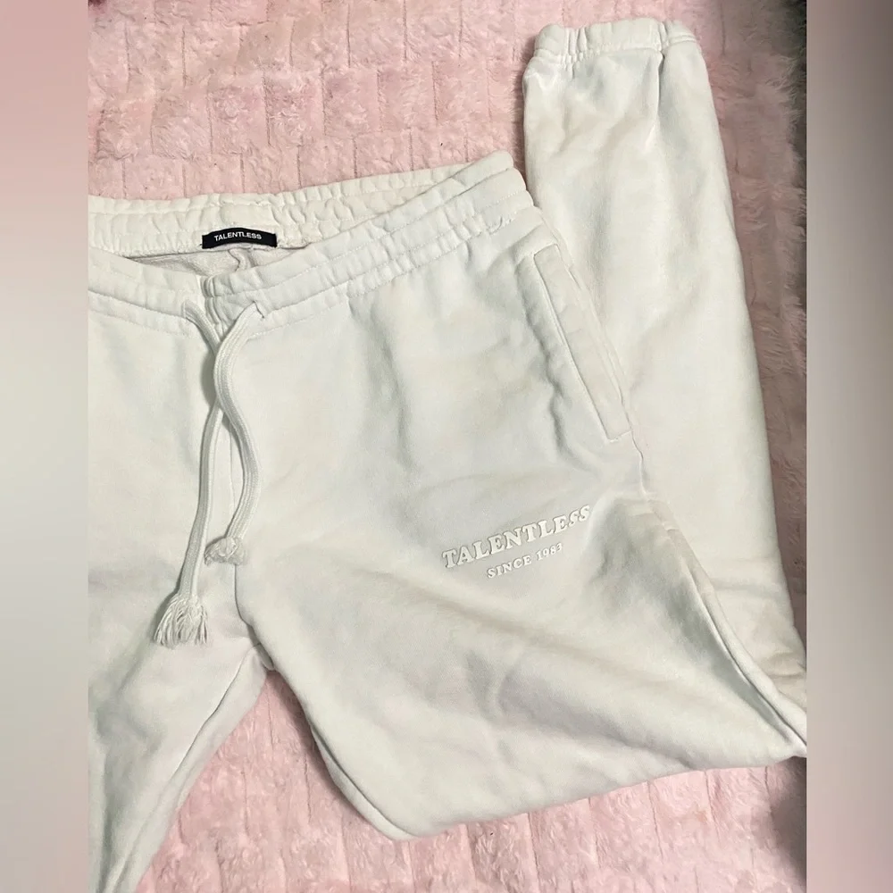 Talentless sweatpants - Picture 7 of 8